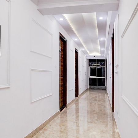 Townhouse Hotel Grand Emporio By Sbg Near Vaishali Metro Station Ghaziabad Exterior photo